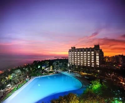 Sanya Yifan Yunshu Holiday Hotel (Sanya Bay Coconut Dream Corridor Airport) Hotels near Tianyazhen