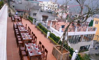 Sapa Village Hotel