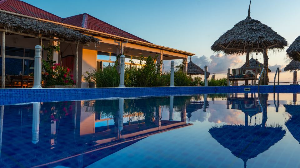 Coral Cliff Villas