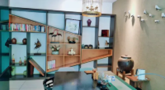 Q+ Kaiyuan Home Boutique Hotel