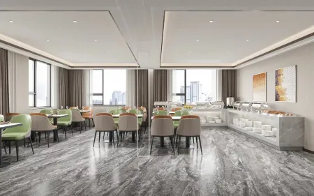 Huiyuan Hotel (Chongqing Shapingba High Speed Railway Station Jinsha Tianjie Branch) Отели рядом с достопримечательностью «Sichuan Waiguoyu University»