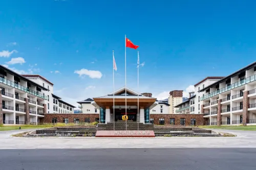 Linzhi Gongbu Garden Hotel