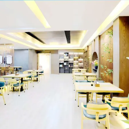Sanming Holiland Landscape Hotel (Sanyuan District Qilin Mountain)