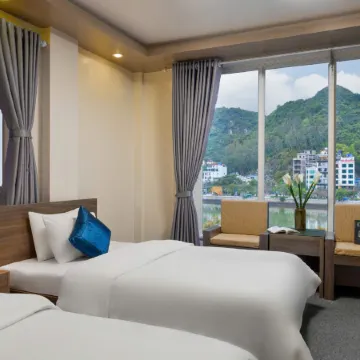 Catba Central Hotel 2 Отели в г. Cát Hải