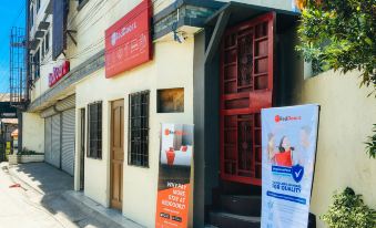 3. RedDoorz..
