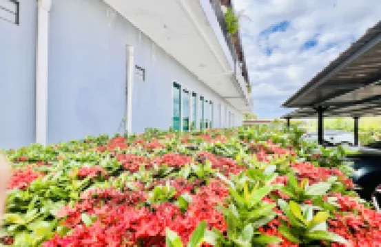 โรงแรมปาริชาติ บ้านดุง - ที่มีที่จอดรถ