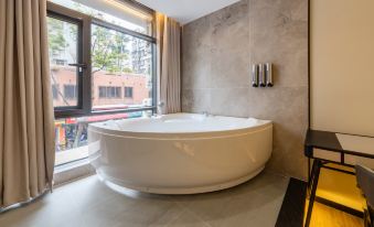 NICE HOTEL(Longyan South Road Food Street Store, Shantou MixC)