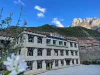 zi you ya ding hotel