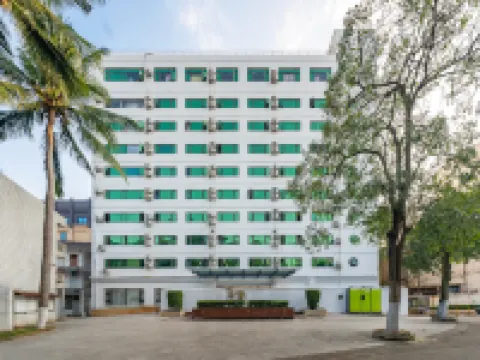 Veroia Hotel Hotels near Jinniuling Park