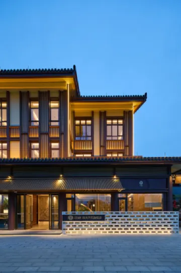 โรงแรมโฟรัล โรงแรมบ้านสวนเอพริลเดย์ โรงแรมใกล้ต้าถังโรงน้ําชา