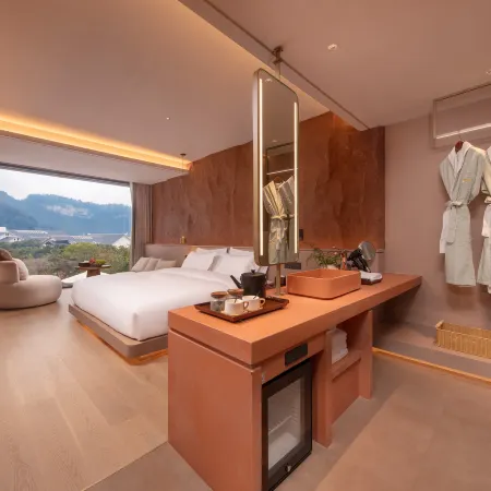 Zhangjiajie Qishi Li Cave Homestay (National Forest Park Flagship Store)