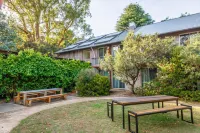 YHA Grampians Eco, Halls Gap Отели в г. 