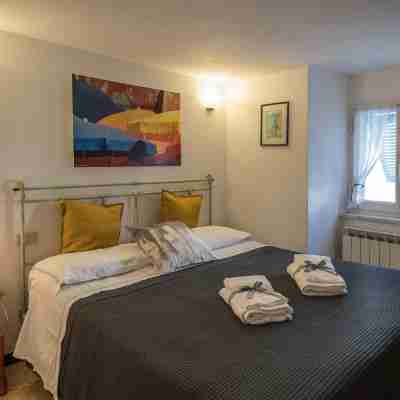 Mainetta Sea View Apartment with AC Rooms