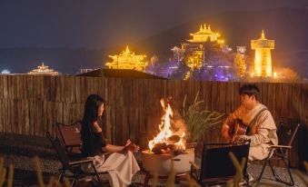 CRUE Kulilan | Oxygen Supply and Sightseeing Hotel (Shangri-La Dukezong Ancient Town Branch)