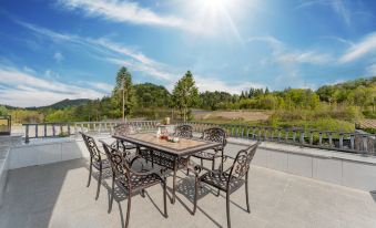 Shanhe · Jiyue Wild Luxury Homestay (Xuan'en Chunmuying)