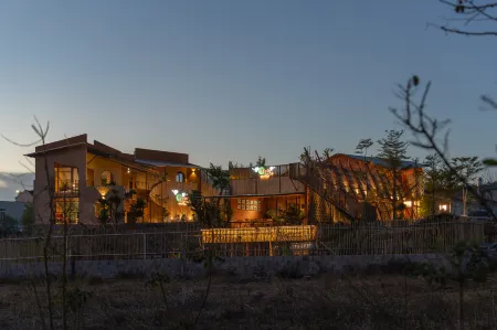 Chuon Chuon Retreat Отели рядом с достопримечательностью «Po Shanu Cham Towers»