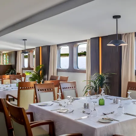 Mövenpick MS Royal Lily Nile Cruise