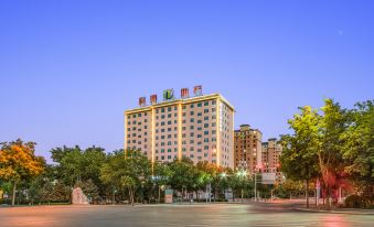 Rezen Longuu Hotel (Wuzhong Two Halls and One Center)