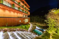 Hotel Uji Ftohte Hotels in 