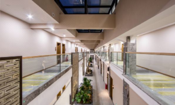 Qin Luxe Qinglefu Courtyard Hotel (High Speed Railway Station Jiaxing Road Food Street)