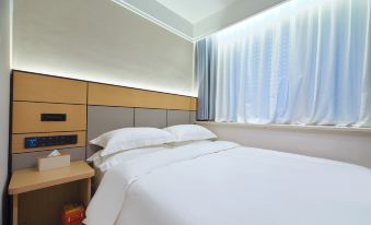 Quanjing Hotel (Beijing Zi Zhu Bridge Wanshou Temple Metro Station Branch)