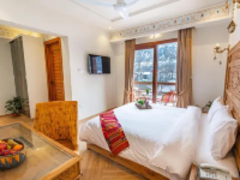 Zen Luxus Hotels in Kalam
