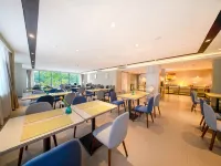 Homeinn Selected Hotel (Sishui Quanyuan Avenue Ginza Mall) - Frühstück