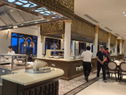 จัมปา พาเลซ โรงแรม โรงแรมในปากเซ