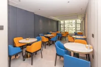 โรงแรมซูเปอร์ 8 สาขา ว่านถง ผูเถียน - 2 ดาว