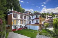 Mountain Island Cloud · Rayshun | Garzê Hidden Realm 31 ° n Scenic Resort Hotels near Observation Deck No. 5