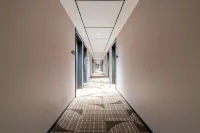 He Yi Zhi Ge Hotel (Harbin Central Street Sophia Cathedral Store)