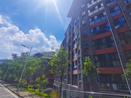 Bama Mijing Fudi Hotel (Changshou Village)