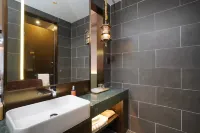 Renjoy Hotel (Luoyang Xiaojie Tianfu&Wangcheng Park Branch)