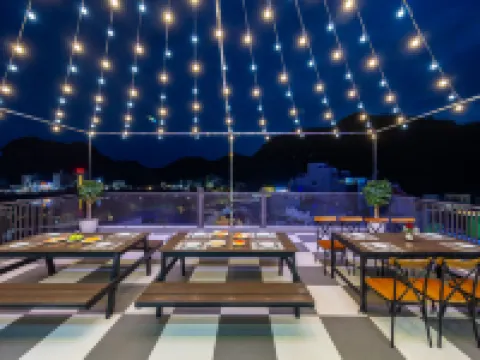 Cat Ba Seoul 2 Hotel & Apartment Hôtels à : Cát Hải