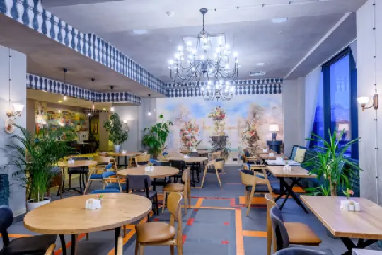 Domina Pulkovo Hotel