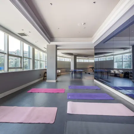 Starway Hotel (Xining Central Shopping Plaza Yile Building)