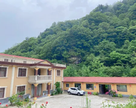 Taibai Tengfei Homestay Hotels in Taibai County