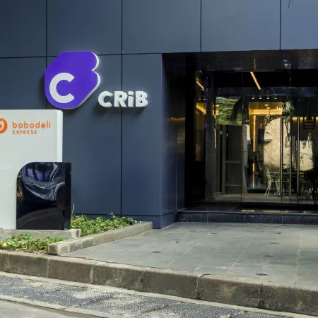 CRiB by Bobobox, Kuningan, Jakarta Отели рядом с достопримечательностью «Статуя Панчоран»