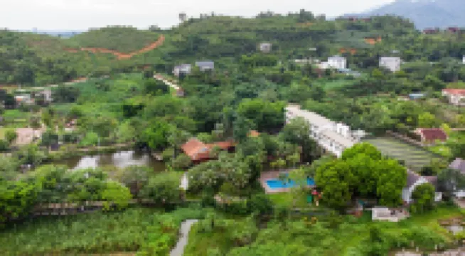 Lumiere Family Village Ba Vì Các khách sạn gần Chùa Tản Viên