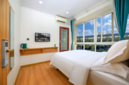 Meiyu Hotel (Xinzheng International Airport Chang'an Road South Subway Station)