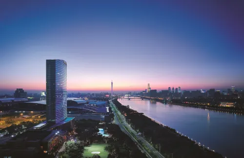 Shangri-La Guangzhou Hotels in Guangzhou