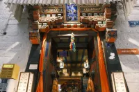 Lhasa Bakuoyin Cultural Hotel (Jokhang Temple Barkhor Street)
