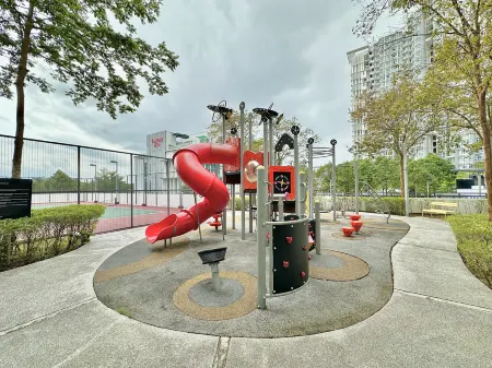 Medini Signature Near Legoland By Stayrene