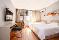 Jiujulinjian Homestay (Binhai Road) 뤄위안완/라원만 주변 호텔