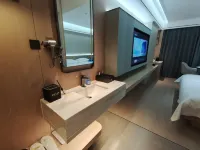 Dongou Hotel Hotels near Song Taishan Scenic Area