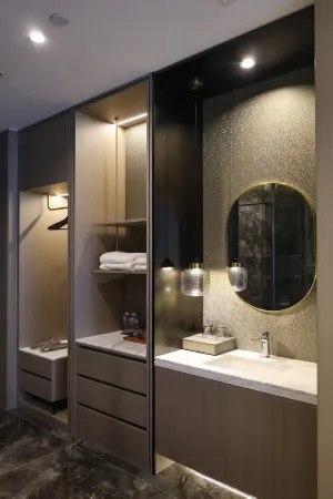 Wanyuan Jinchi Hotel Отели рядом с достопримечательностью «Chuanshan Revolutionary Base Wanyuan Defend War Display Hall»