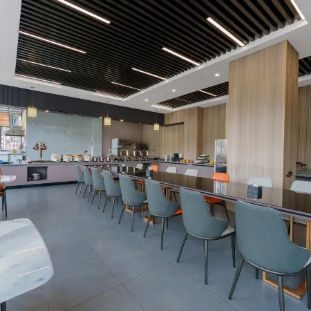 Xinping Xinyue Hotel