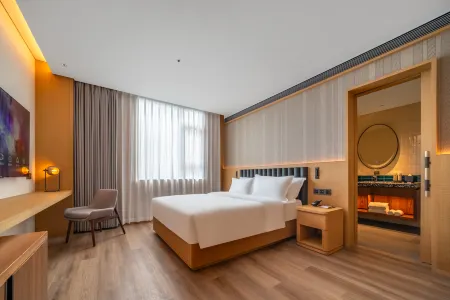 Heritage Hotel Canton (Guangzhou  Shenjing Subway Statio) Отели рядом с достопримечательностью «Historic Site of Ancient Whampoa Anchorage»