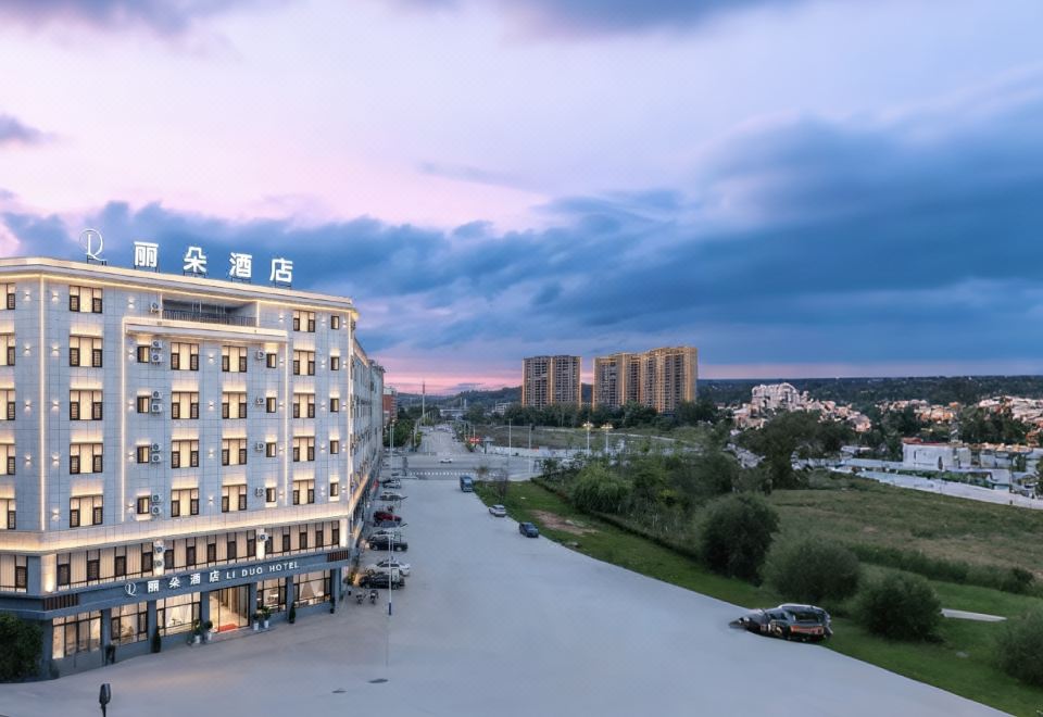 hotel overview picture