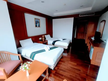 Life up Care and Hotel Отели рядом с достопримечательностью «dorm Maejo University»